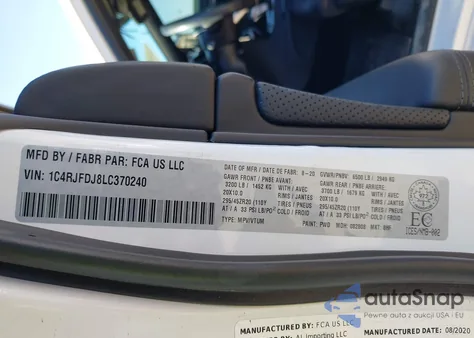 2020 Jeep Grand Cherokee Srt z USA, uszkodzony, nr VIN 1C4RJFDJ8LC370240